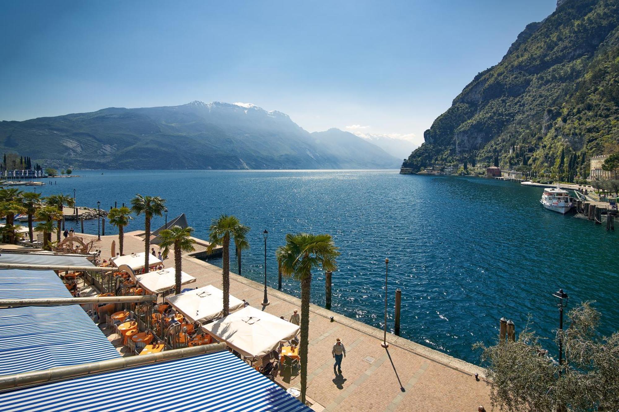 Nido Sui Tetti Di Riva Del Garda - Happy Rentals Exterior photo